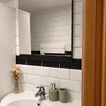 Very Large Studio Batignolles, Paris 17Th Arrondissement