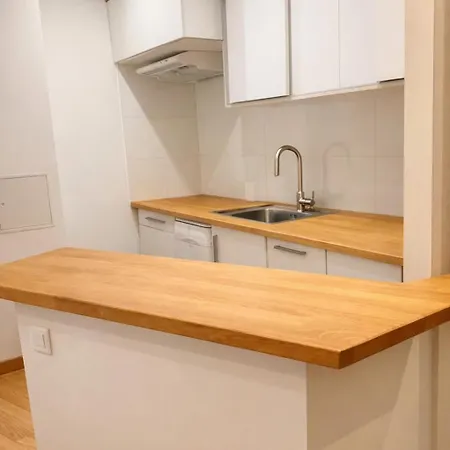Very Large Batignolles, 17th Arrondissement Appartamento